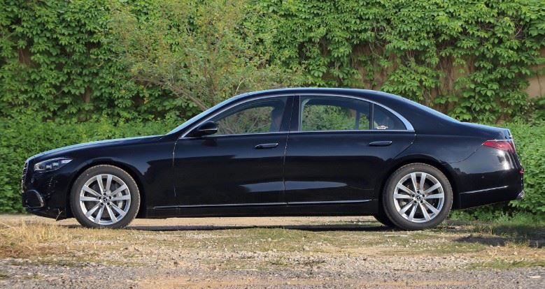 Kompozit vyztužený skelnými vlákny pro kabinu Mercedes-Benz třídy S