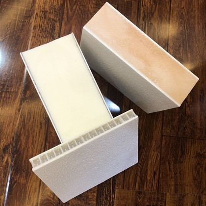 FRP sendvičové panely pro uzavřený nákladní přívěs